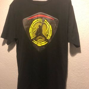 2 pairs of Nike and Jordan T-shirt’s size Large